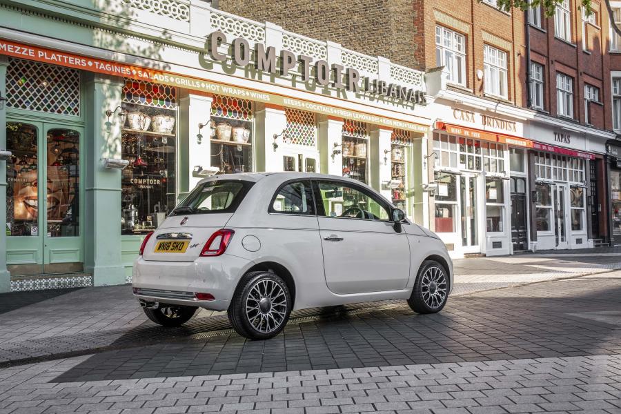 Fiat 500 Collezione (312) 2018 года  (UK) (фото 13 из 40)